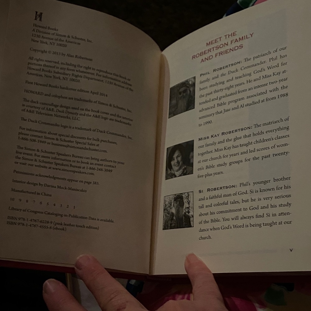 Duck Commander Devotional Book - Picture 7 of 10